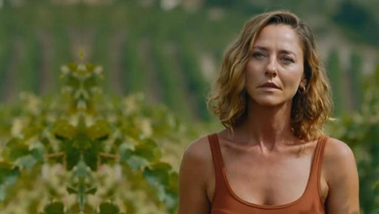  Ece Uslu talihsiz bir kaza geçirdi